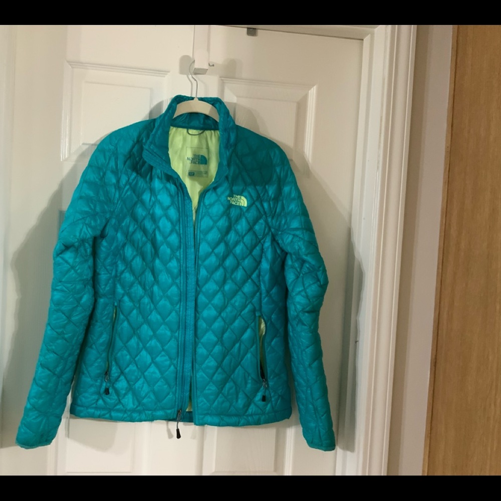 The North Face Womens ThermoBall Insulated Jacket . BOREALIS BLUE .